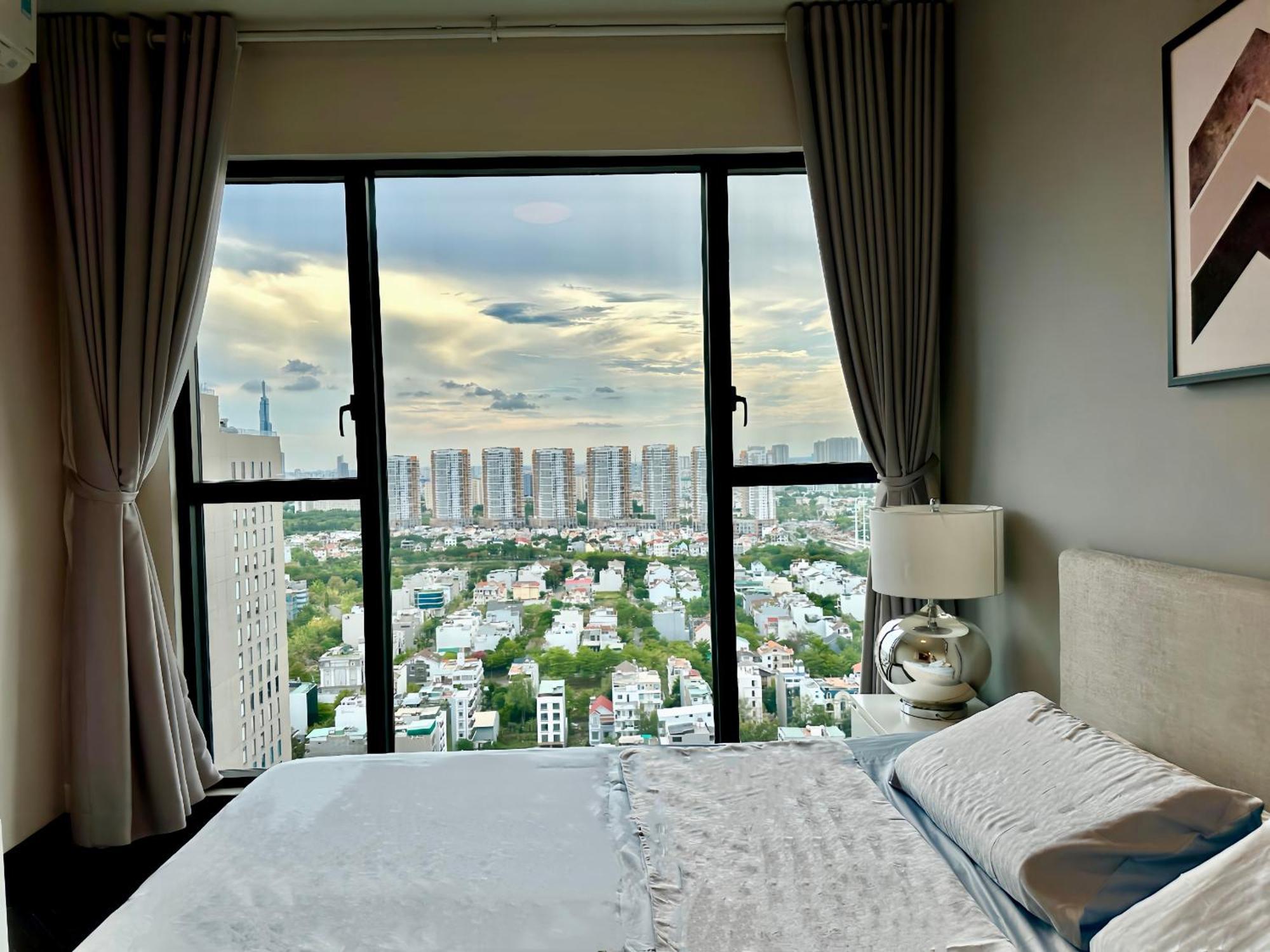Feliz Luxurry Duplex Apartment Saigon Хошимин Экстерьер фото