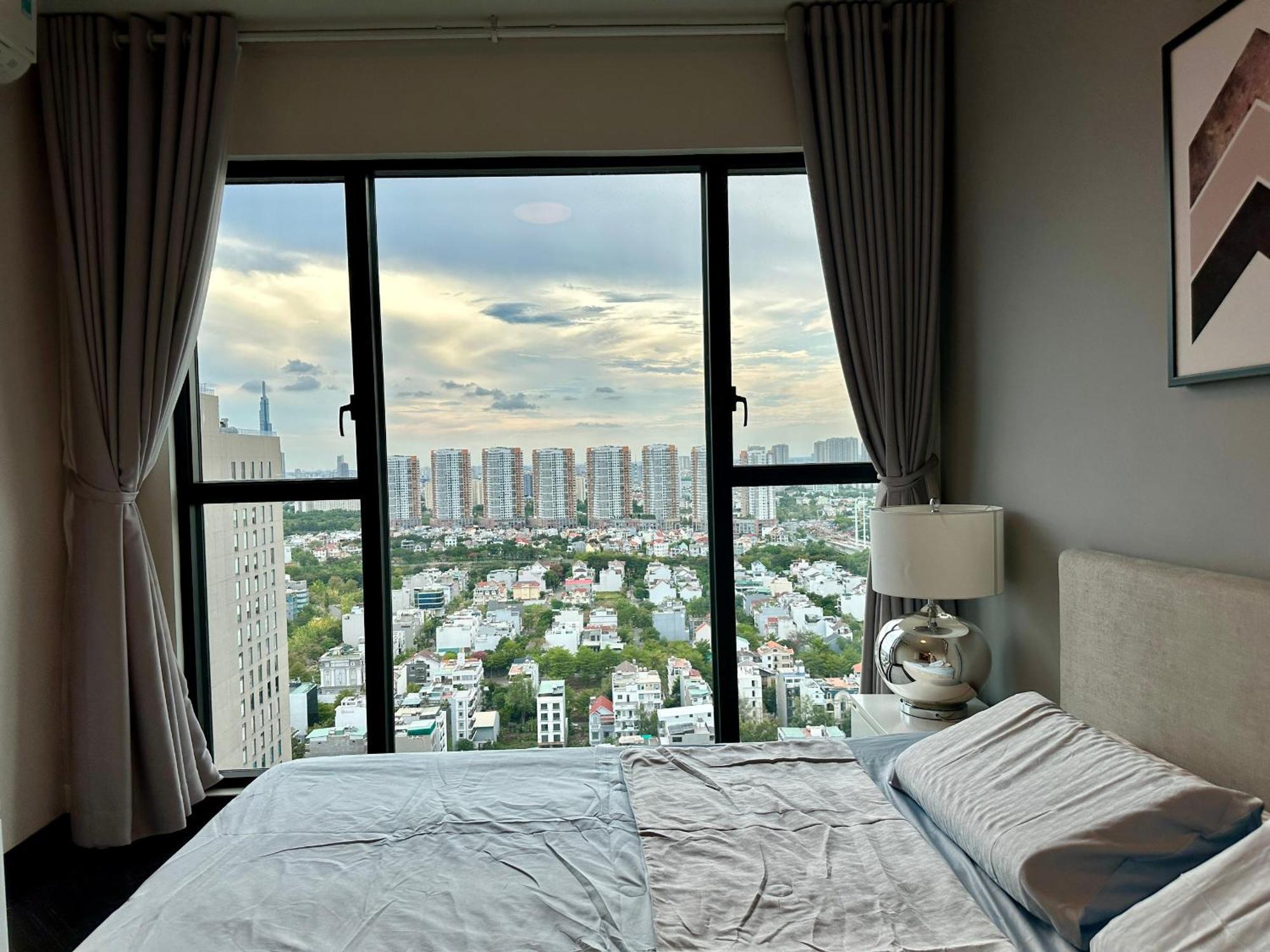 Feliz Luxurry Duplex Apartment Saigon Хошимин Экстерьер фото