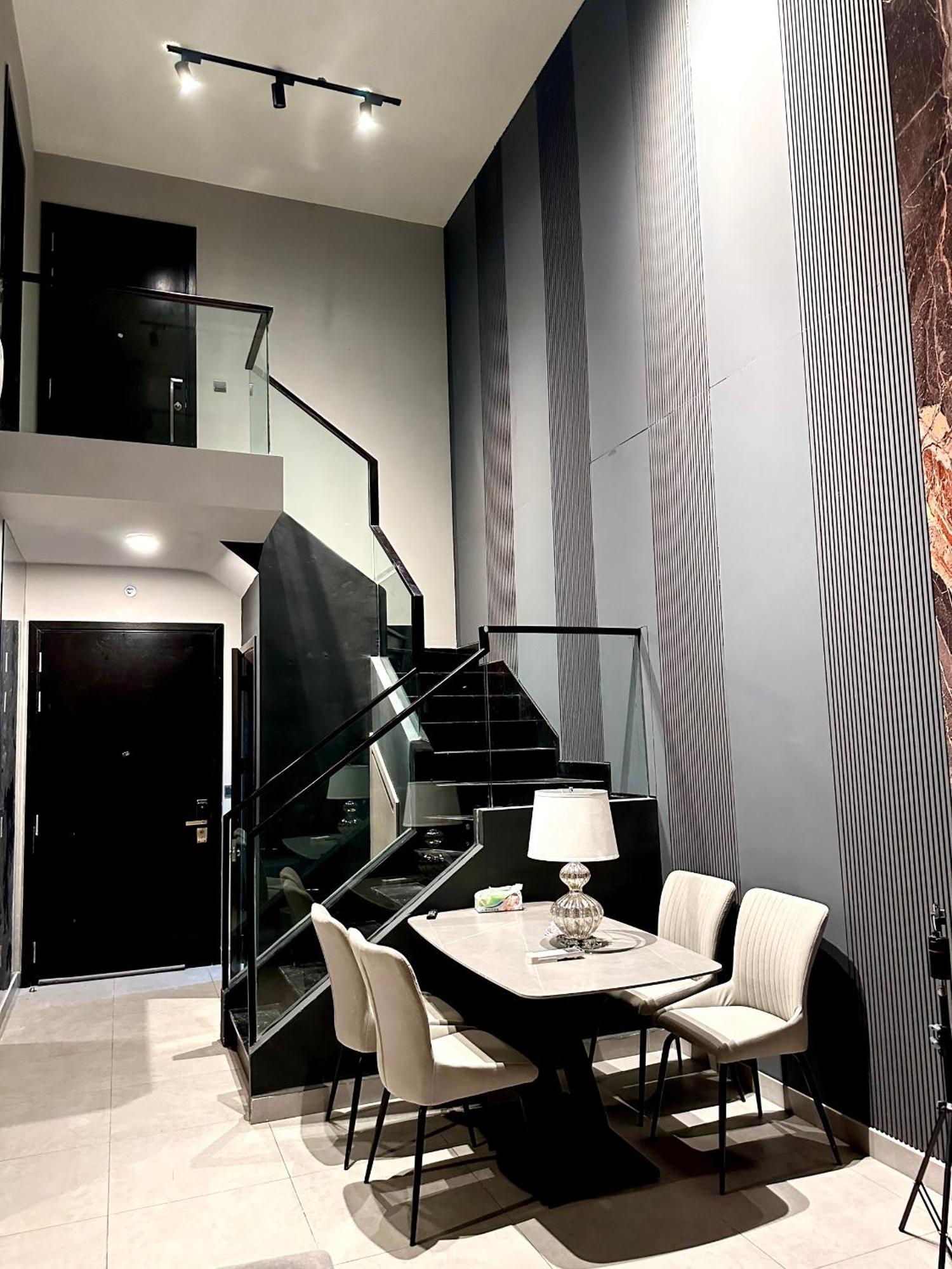 Feliz Luxurry Duplex Apartment Saigon Хошимин Экстерьер фото