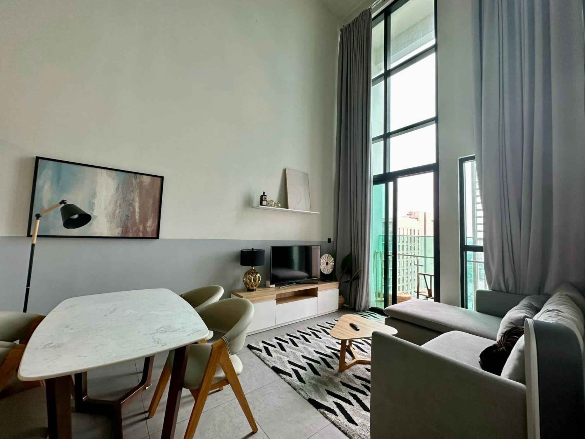 Feliz Luxurry Duplex Apartment Saigon Хошимин Экстерьер фото