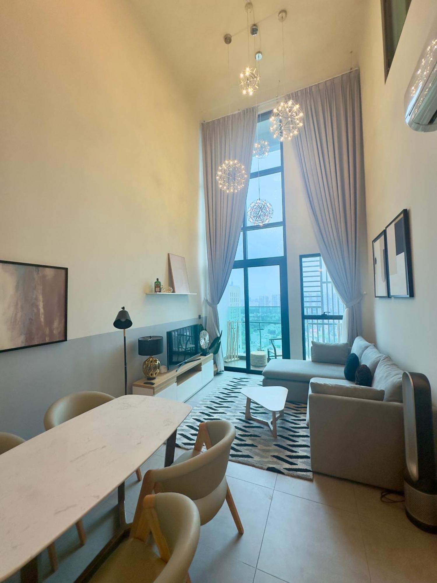 Feliz Luxurry Duplex Apartment Saigon Хошимин Экстерьер фото